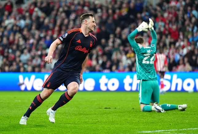 Nottingham Forest Hancurkan Sunderland 5-0, Tottenham dan West Ham Kian Terancam